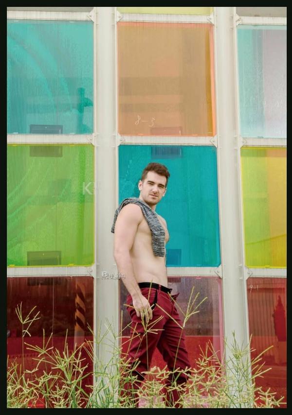 Whoseman-5-補教型男外師-Maxime